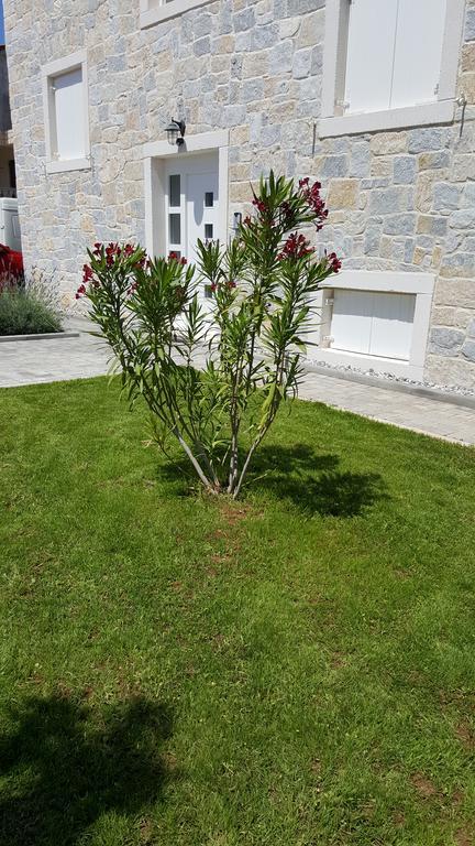 Apartments Rustic Biograd Na Moru Eksteriør billede